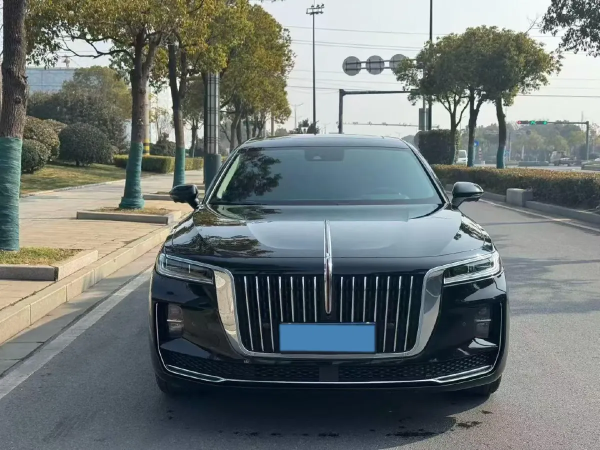 2022 HongQi H9 2.0T 252HP L4 7DCT,autocango,china used car exporter,china ev exporter,chinese used car exporter,chinese used ev exporter