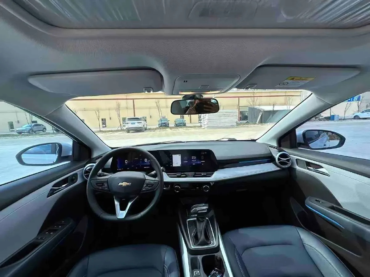 2024 Chevrolet Monza 1.5L 113HP L4 6DCT,autocango,china used car exporter,china ev exporter,chinese used car exporter,chinese used ev exporter