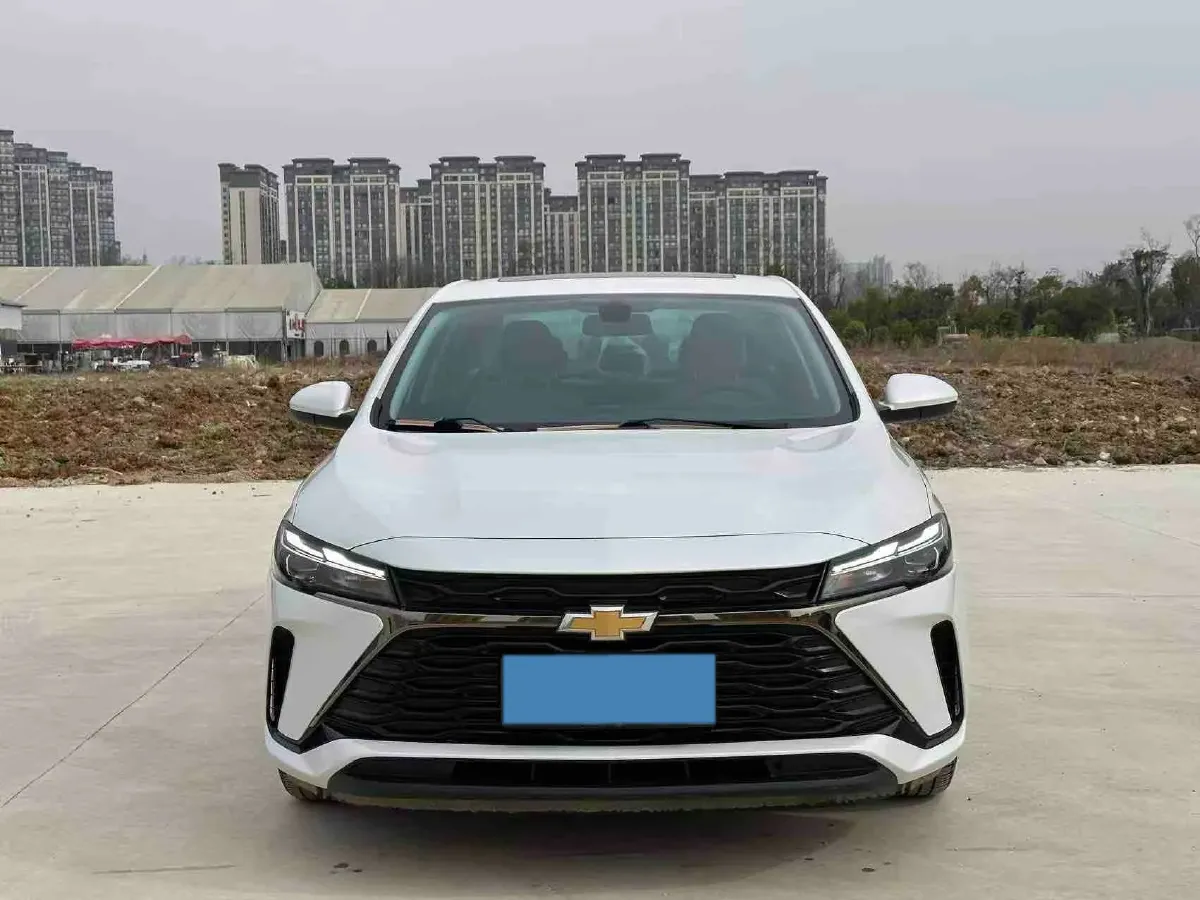 2024 Chevrolet Monza 1.5L 113HP L4 6DCT,autocango,china used car exporter,china ev exporter,chinese used car exporter,chinese used ev exporter