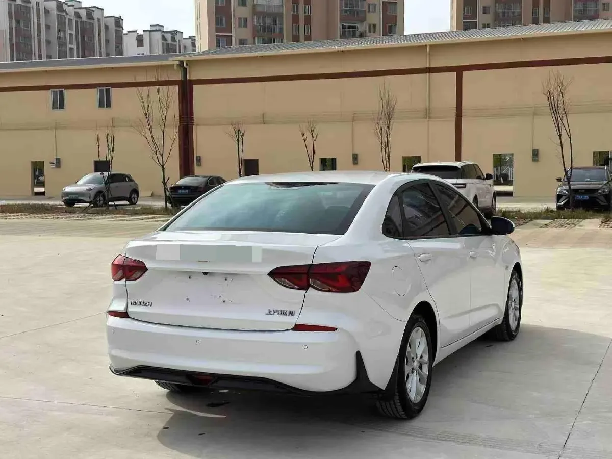 2024 Chevrolet Monza 1.5L 113HP L4 6DCT,autocango,china used car exporter,china ev exporter,chinese used car exporter,chinese used ev exporter