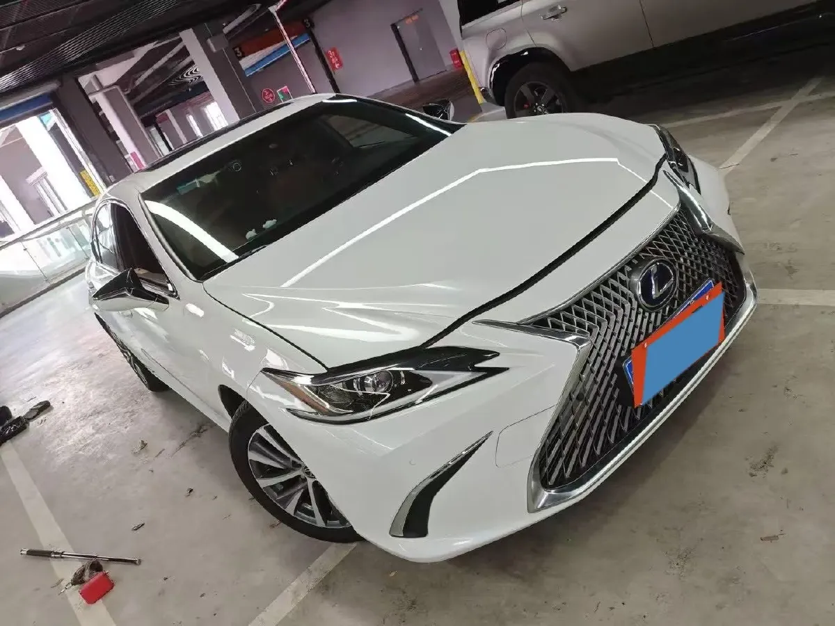 2020 Lexus ES 2.5L 178HP L4 E-CVT Hybrid,autocango,china used car exporter,china ev exporter,chinese used car exporter,chinese used ev exporter
