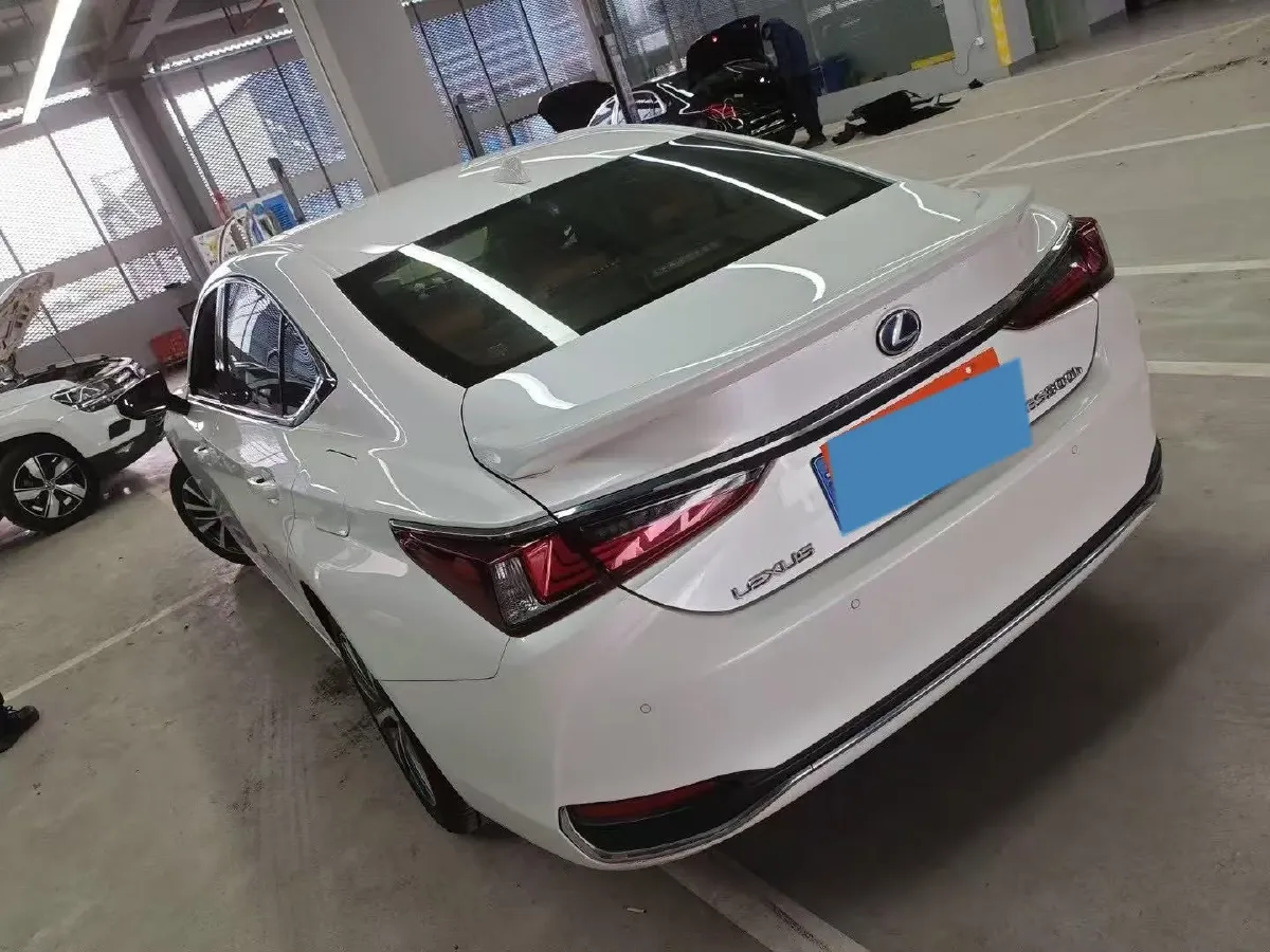 2020 Lexus ES 2.5L 178HP L4 E-CVT Hybrid,autocango,china used car exporter,china ev exporter,chinese used car exporter,chinese used ev exporter