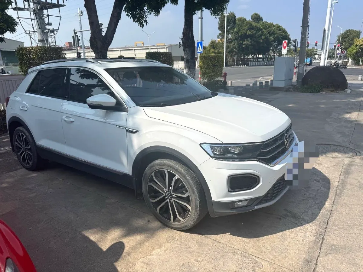 2021 Volkswagen T-Roc 1.4T 150HP L4 7DCT,autocango,china used car exporter,china ev exporter,chinese used car exporter,chinese used ev exporter