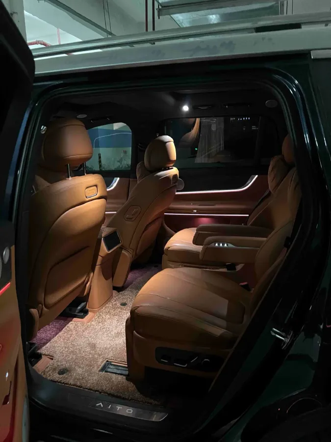 2025 AITO AITO M9 BEV 100KWH,autocango,china used car exporter,china ev exporter,chinese used car exporter,chinese used ev exporter