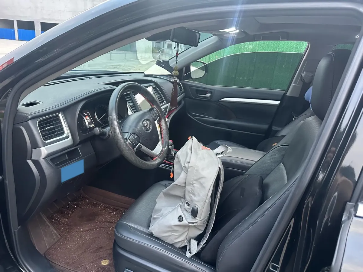 2018 Toyota Highlander 2.0T 220HP L4 6AT,autocango,china used car exporter,china ev exporter,chinese used car exporter,chinese used ev exporter