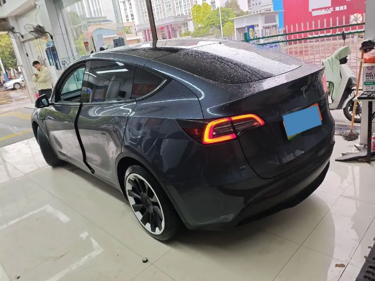 2022 Tesla Model Y BEV 60KWH,autocango,china used car exporter,china ev exporter,chinese used car exporter,chinese used ev exporter