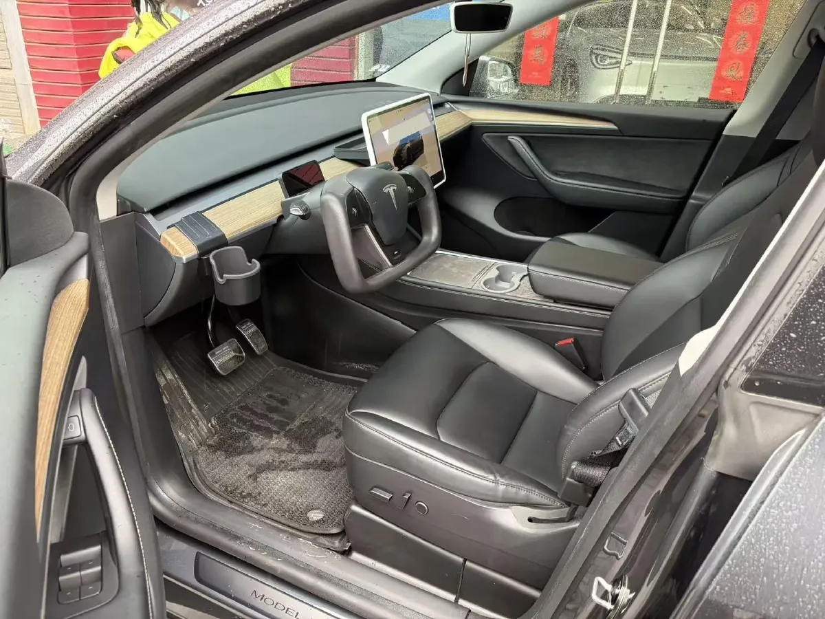 2022 Tesla Model Y BEV 60KWH,autocango,china used car exporter,china ev exporter,chinese used car exporter,chinese used ev exporter