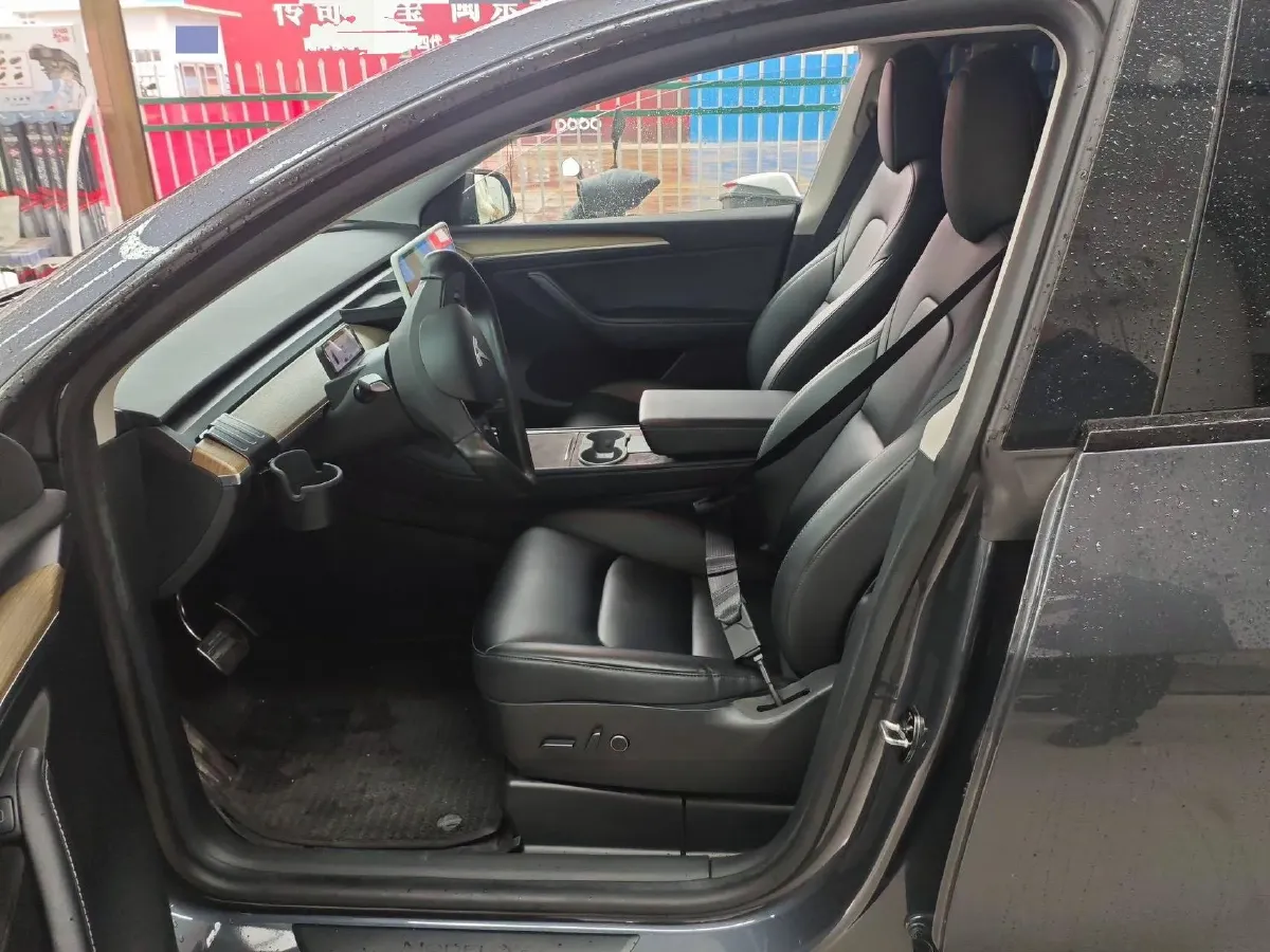 2022 Tesla Model Y BEV 60KWH,autocango,china used car exporter,china ev exporter,chinese used car exporter,chinese used ev exporter