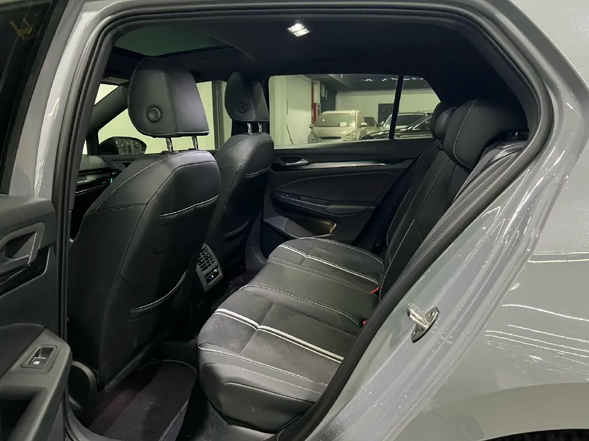 2021 Volkswagen Golf 1.4T 150HP L4 7DCT,autocango,china used car exporter,china ev exporter,chinese used car exporter,chinese used ev exporter