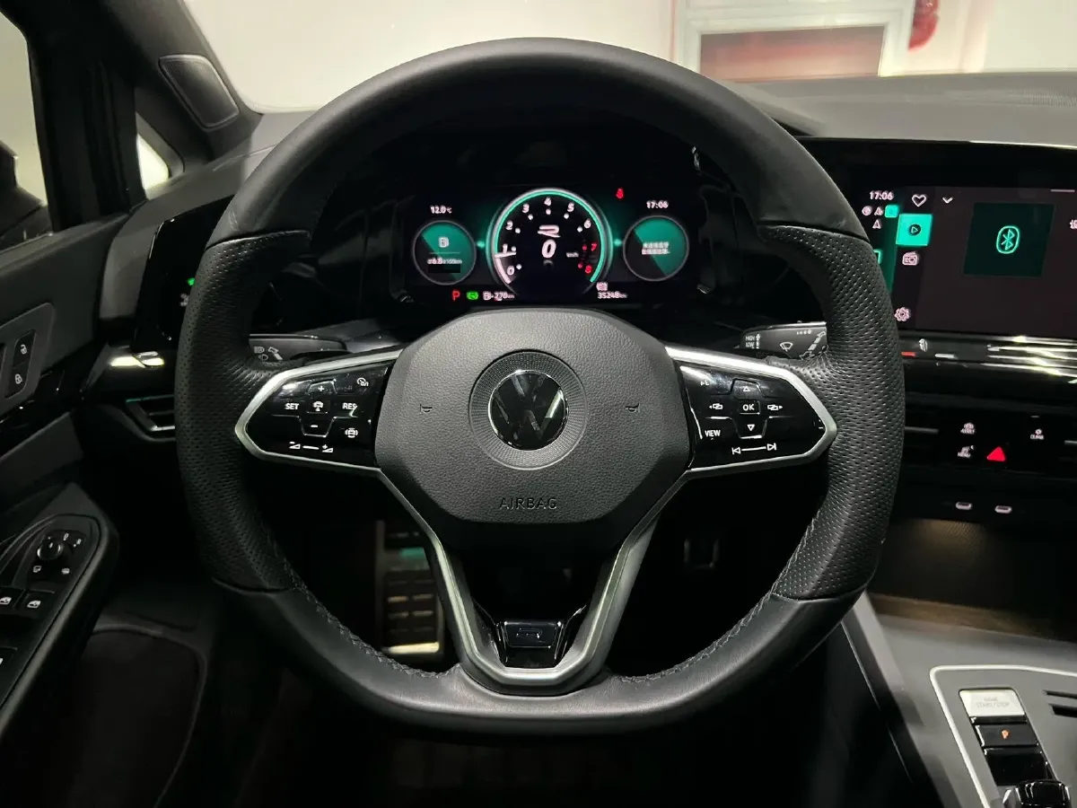 2021 Volkswagen Golf 1.4T 150HP L4 7DCT,autocango,china used car exporter,china ev exporter,chinese used car exporter,chinese used ev exporter