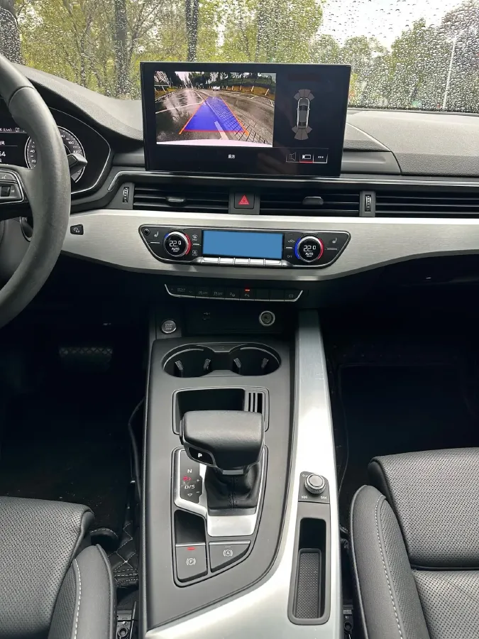 2020 Audi A4L 2.0T 190HP L4 7DCT,autocango,china used car exporter,china ev exporter,chinese used car exporter,chinese used ev exporter