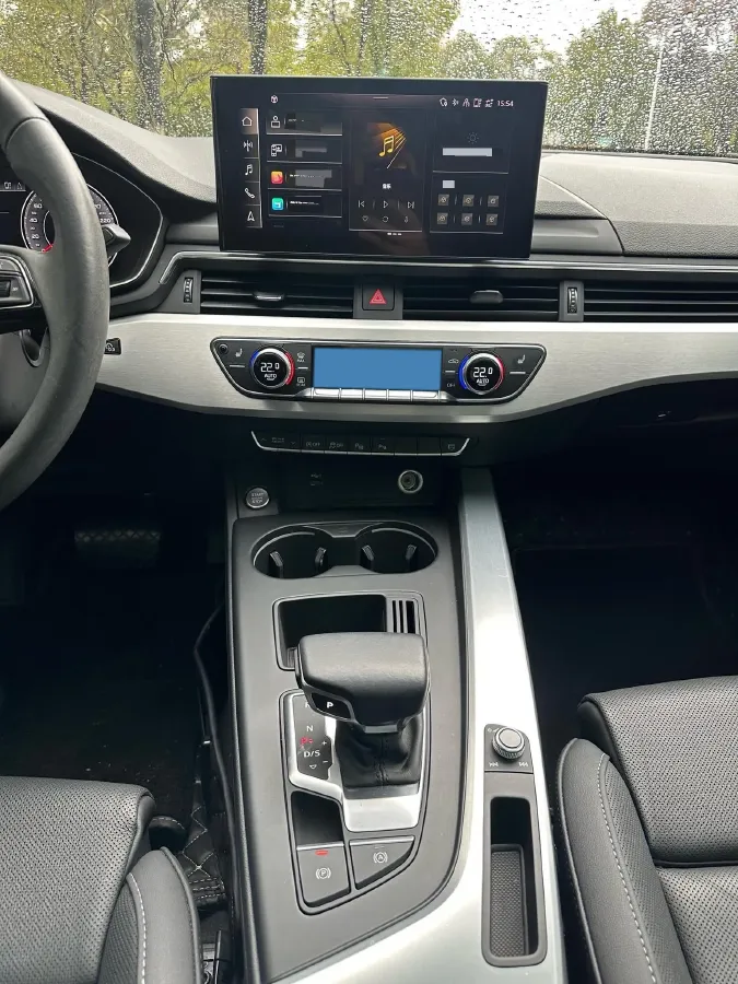 2020 Audi A4L 2.0T 190HP L4 7DCT,autocango,china used car exporter,china ev exporter,chinese used car exporter,chinese used ev exporter