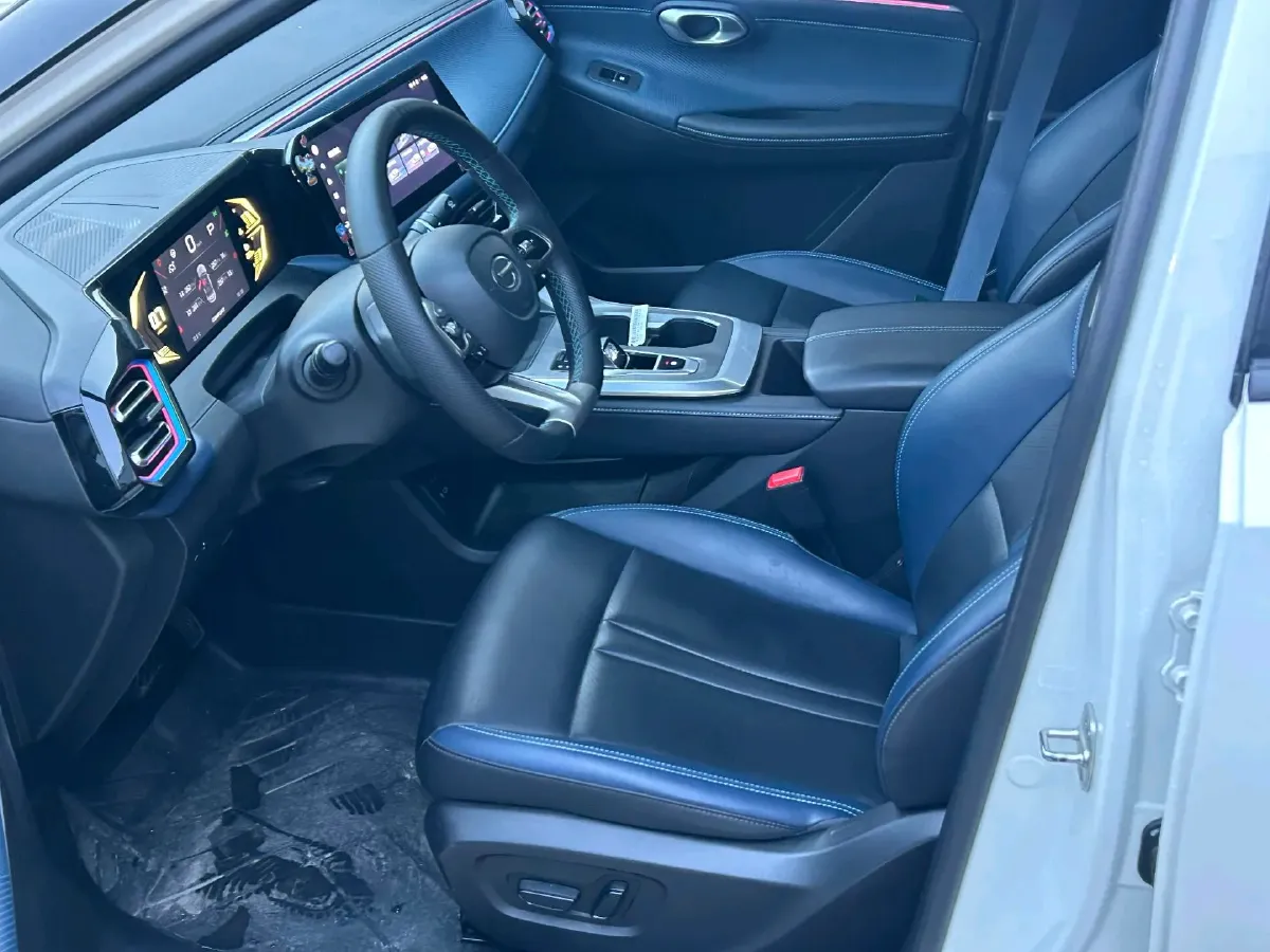 2023 GAC Trumpchi GS3 1.5T 177HP L4 7DCT,autocango,china used car exporter,china ev exporter,chinese used car exporter,chinese used ev exporter