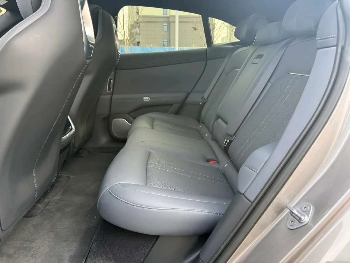 2025 MI YU7 BEV 96.3KWH,autocango,china used car exporter,china ev exporter,chinese used car exporter,chinese used ev exporter