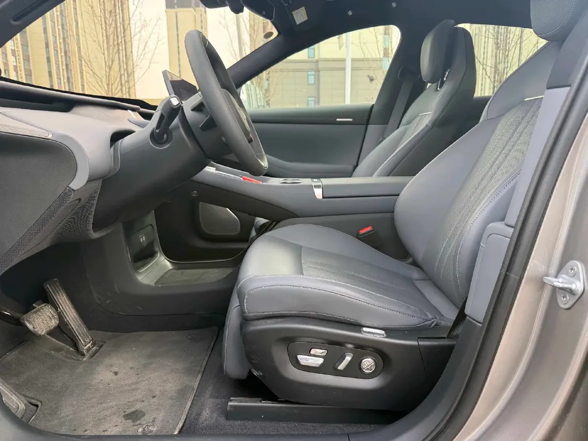 2025 MI YU7 BEV 96.3KWH,autocango,china used car exporter,china ev exporter,chinese used car exporter,chinese used ev exporter