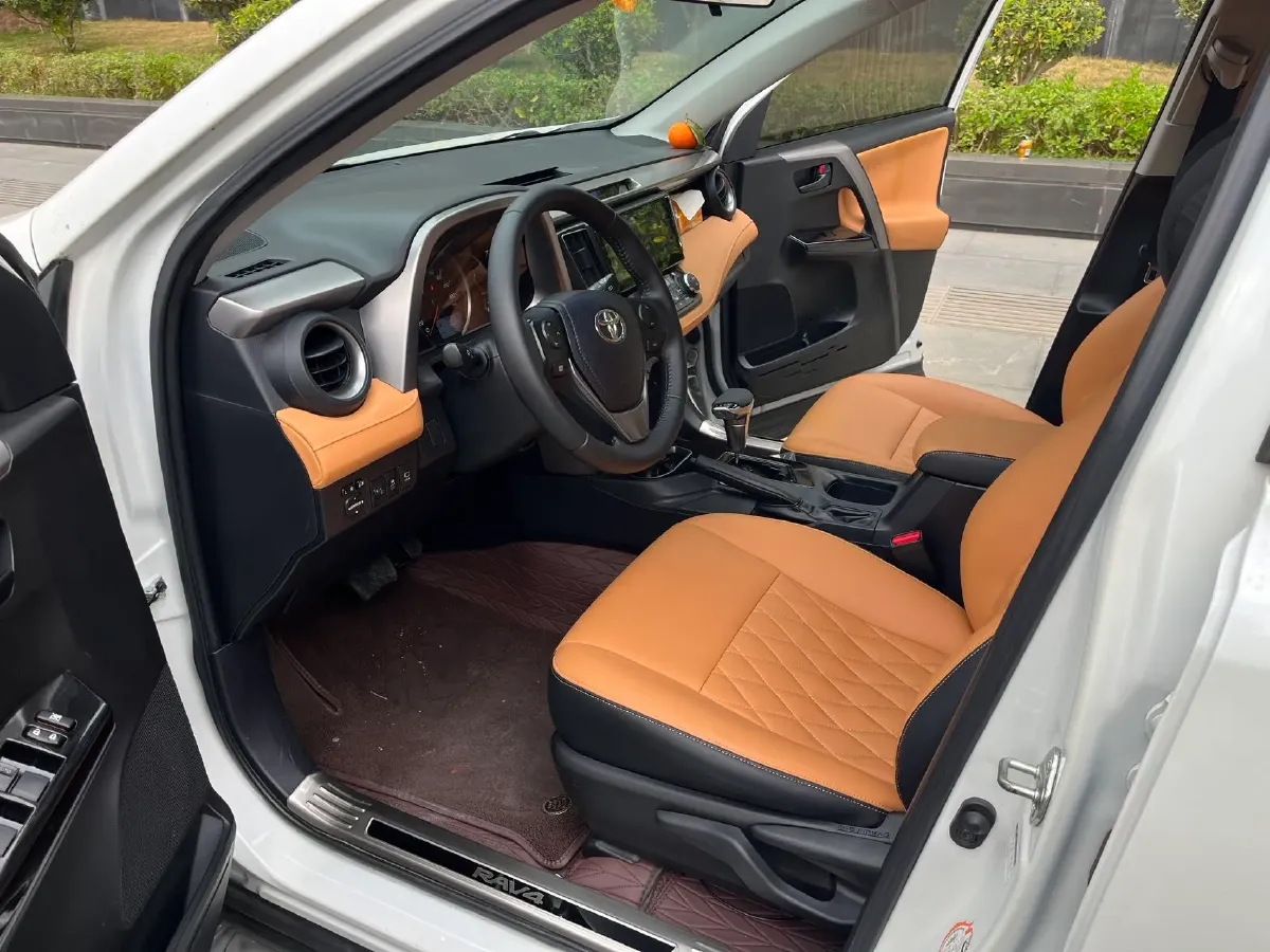 2016 Mitsubishi Outlander 2.0L 150HP L4 CVT,autocango,china used car exporter,china ev exporter,chinese used car exporter,chinese used ev exporter