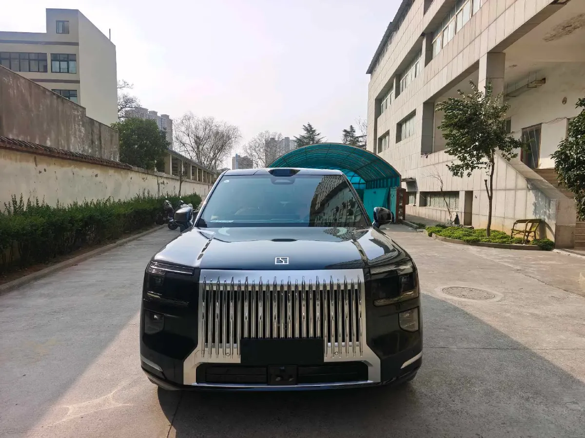 2025 Zeekr 9X 2.0T 279HP L4 1DHT PHEV,autocango,china used car exporter,china ev exporter,chinese used car exporter,chinese used ev exporter