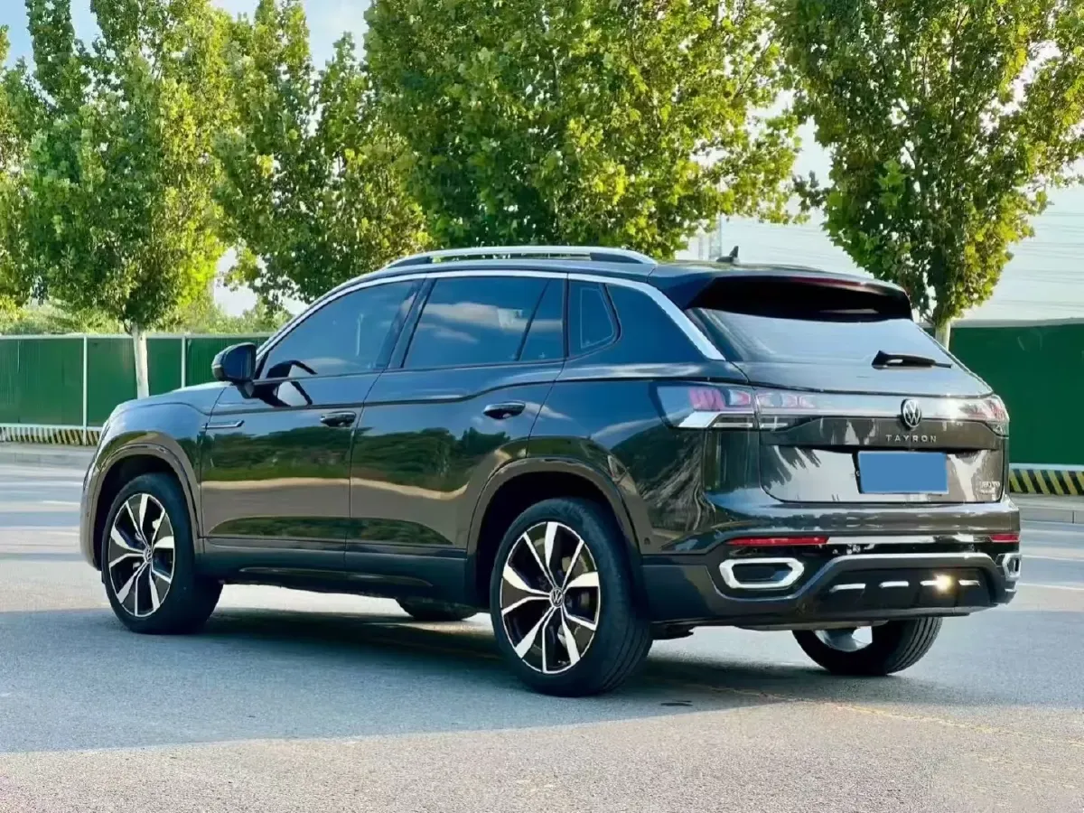 2024 Volkswagen Tayron 2.0T 220HP L4 7DCT,autocango,china used car exporter,china ev exporter,chinese used car exporter,chinese used ev exporter