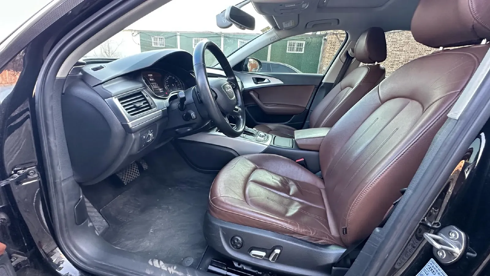 2018 Audi A6L 2.0T 224HP L4 7DCT,autocango,china used car exporter,china ev exporter,chinese used car exporter,chinese used ev exporter