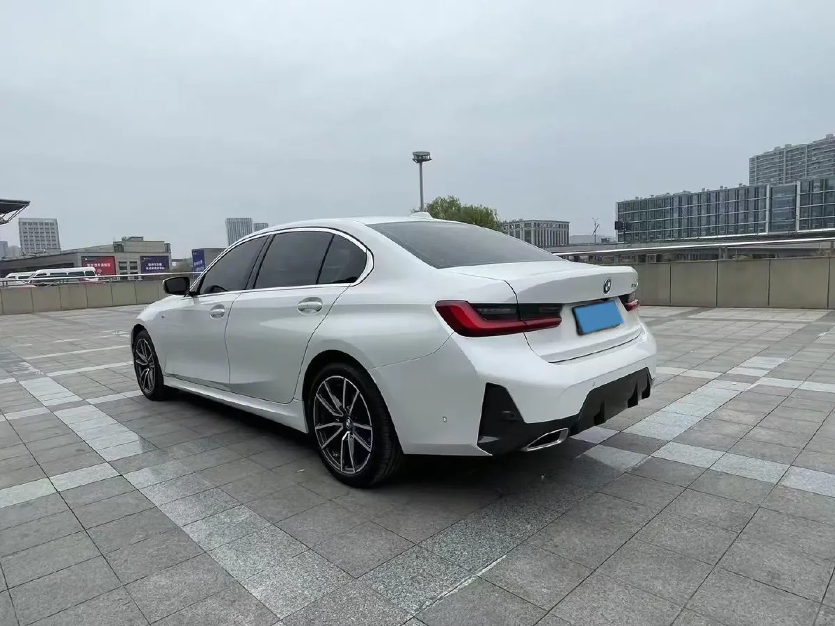 2023 BMW 3 Series 2.0T 184HP L4 8AT,autocango,china used car exporter,china ev exporter,chinese used car exporter,chinese used ev exporter
