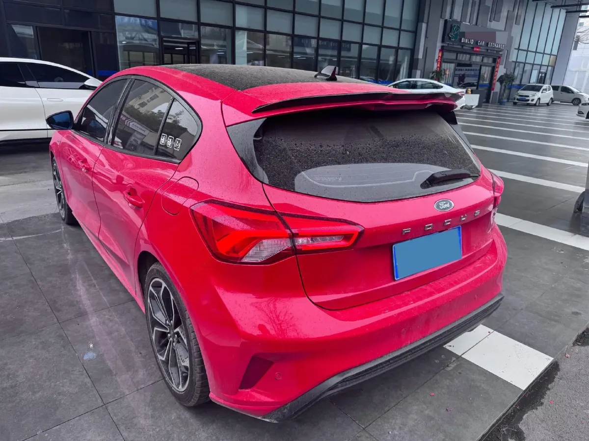 2020 Ford Focus 1.5T 174HP L3 8AT,autocango,china used car exporter,china ev exporter,chinese used car exporter,chinese used ev exporter