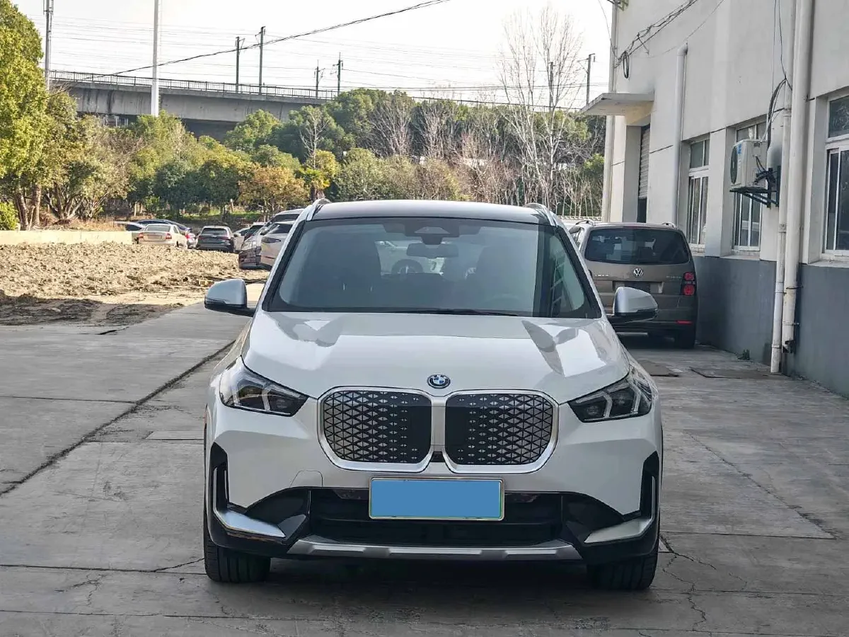 2023 BMW iX1 BEV 66.45KWH,autocango,china used car exporter,china ev exporter,chinese used car exporter,chinese used ev exporter