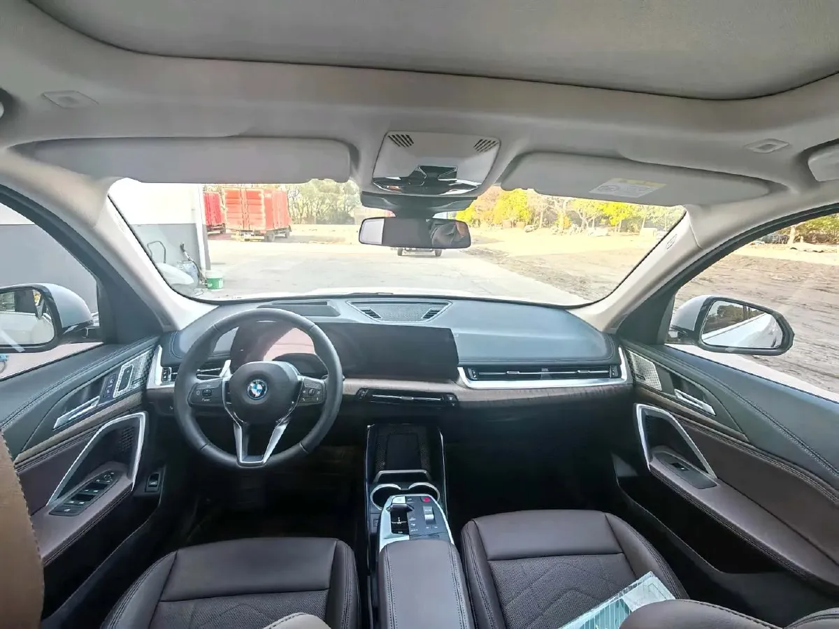 2023 BMW iX1 BEV 66.45KWH,autocango,china used car exporter,china ev exporter,chinese used car exporter,chinese used ev exporter