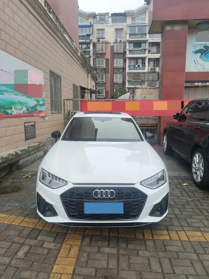 2024 Audi A4L 2.0T 190HP L4 7DCT,autocango,china used car exporter,china ev exporter,chinese used car exporter,chinese used ev exporter