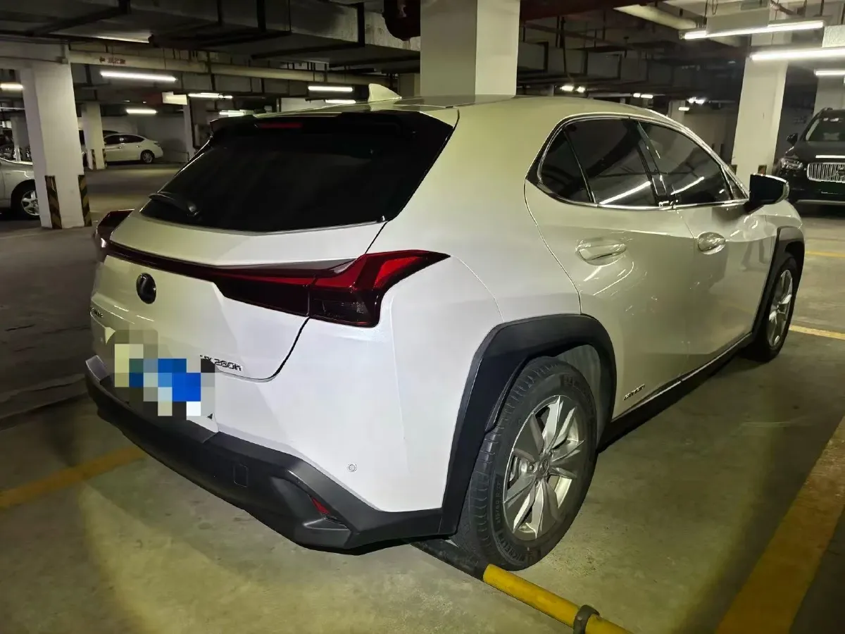 2020 Lexus UX 2.0L 146HP L4 E-CVT Hybrid,autocango,china used car exporter,china ev exporter,chinese used car exporter,chinese used ev exporter