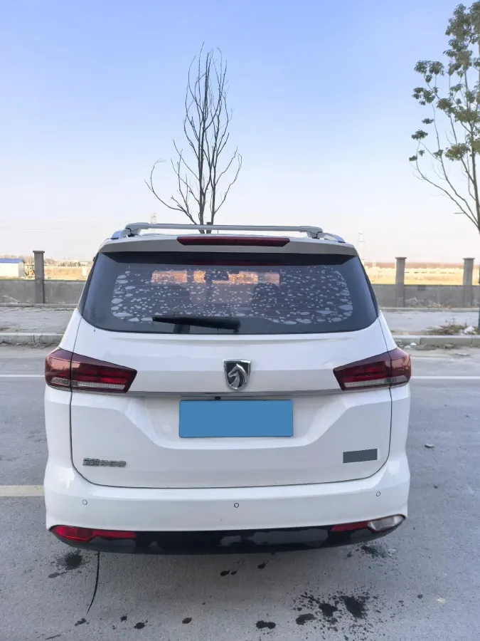 2018 BaoJun 360 1.5L 112HP L4 6MT,autocango,china used car exporter,china ev exporter,chinese used car exporter,chinese used ev exporter