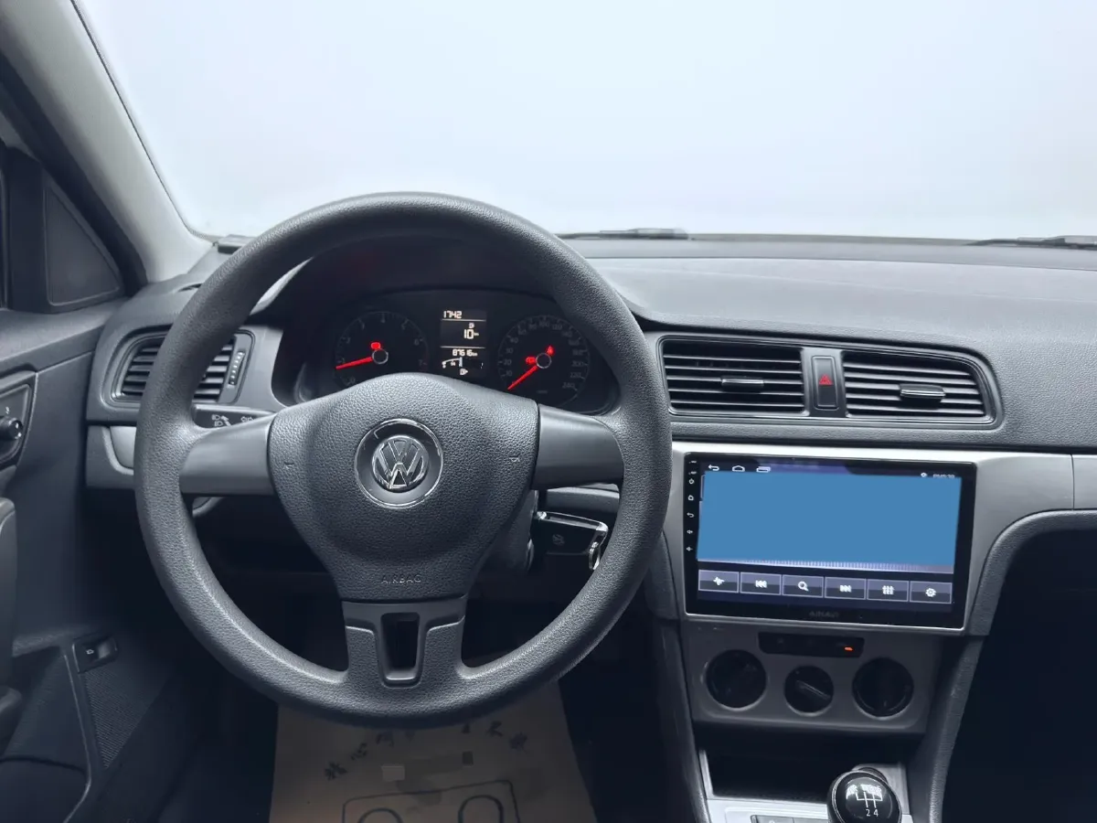 2017 Volkswagen Lavida 1.6L 110HP L4 5MT,autocango,china used car exporter,china ev exporter,chinese used car exporter,chinese used ev exporter