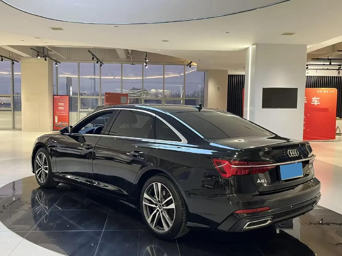 2022 Audi A6L 2.0T 190HP L4 7DCT,autocango,china used car exporter,china ev exporter,chinese used car exporter,chinese used ev exporter