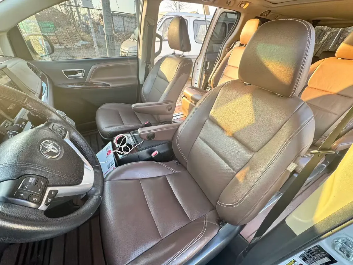 2017 Foton Sauvana 2.8T 177HP L4 6AT,autocango,china used car exporter,china ev exporter,chinese used car exporter,chinese used ev exporter