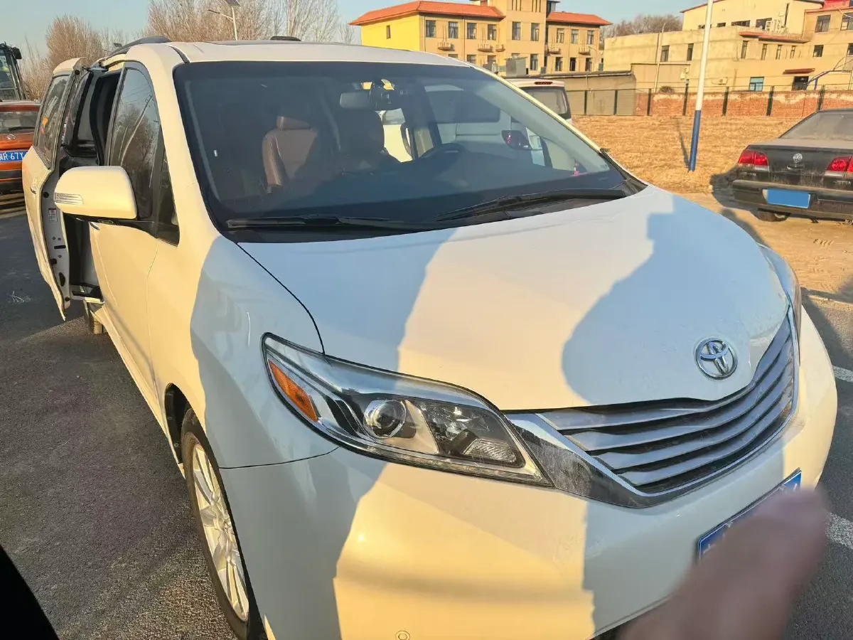 2017 Foton Sauvana 2.8T 177HP L4 6AT,autocango,china used car exporter,china ev exporter,chinese used car exporter,chinese used ev exporter