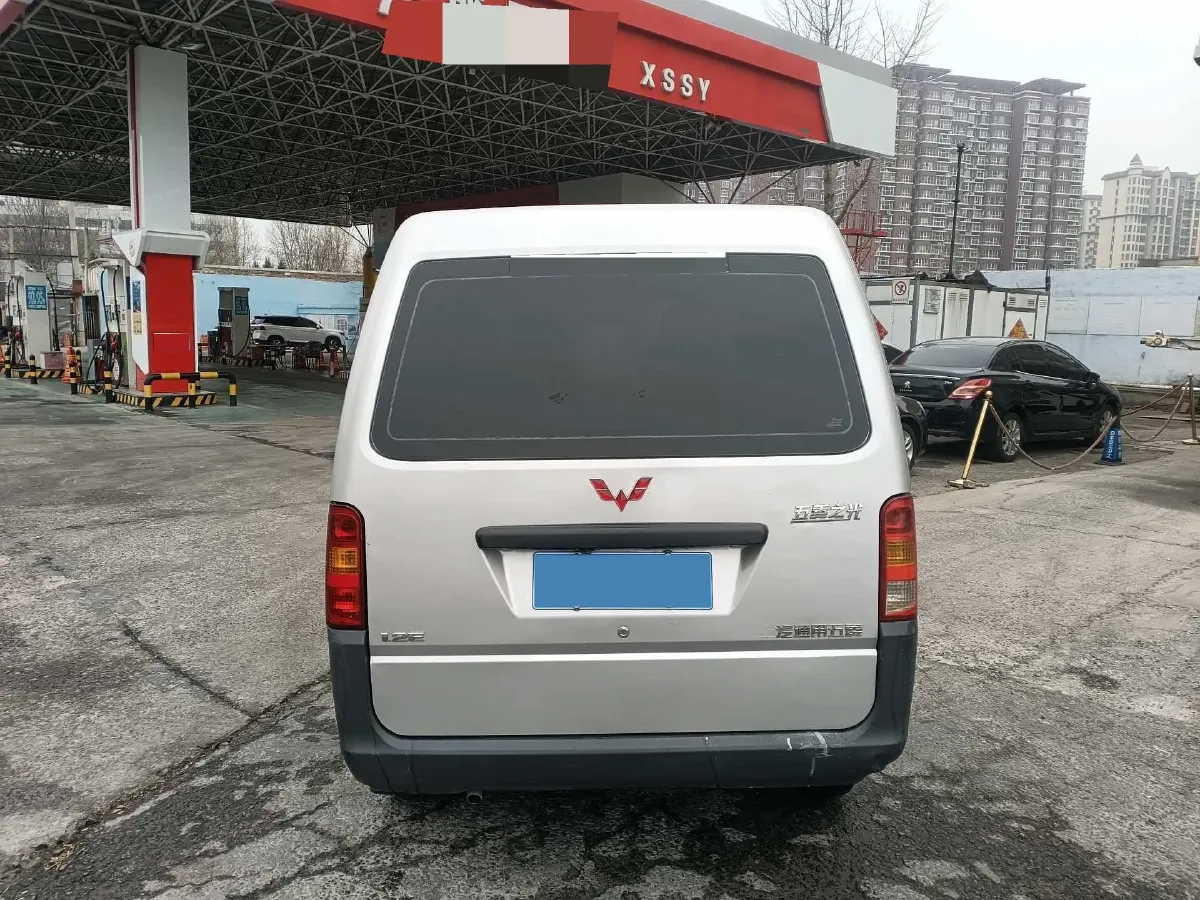 2020 WuLing ZhiGuang 1.2L 76HP L4 5MT,autocango,china used car exporter,china ev exporter,chinese used car exporter,chinese used ev exporter