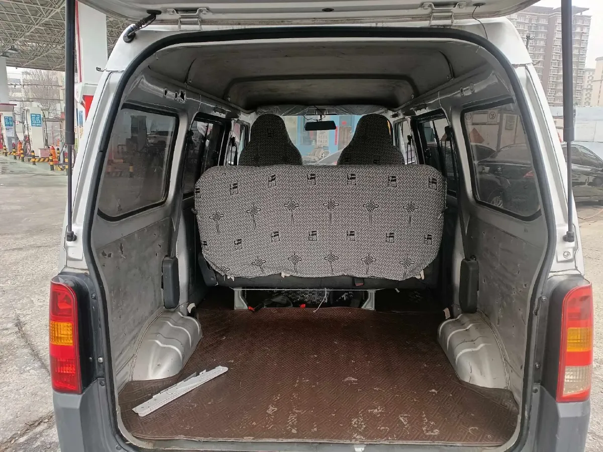 2020 WuLing ZhiGuang 1.2L 76HP L4 5MT,autocango,china used car exporter,china ev exporter,chinese used car exporter,chinese used ev exporter