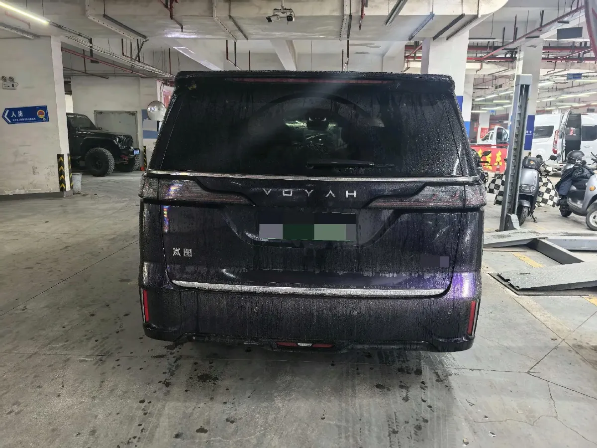 2022 Voyah Dream 1.5T 136HP L4 PHEV 25.57KWH,autocango,china used car exporter,china ev exporter,chinese used car exporter,chinese used ev exporter