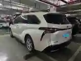 2021 Toyota Sienna 2.5L 192HP L4 E-CVT Hybrid