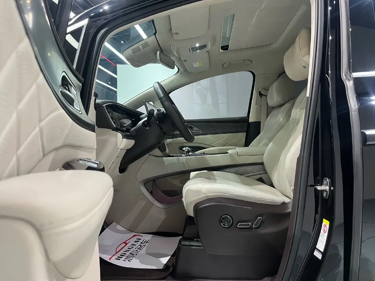 2025 Denza D9 1.5T 156HP L4 E-CVT PHEV 40KWH,autocango,china used car exporter,china ev exporter,chinese used car exporter,chinese used ev exporter