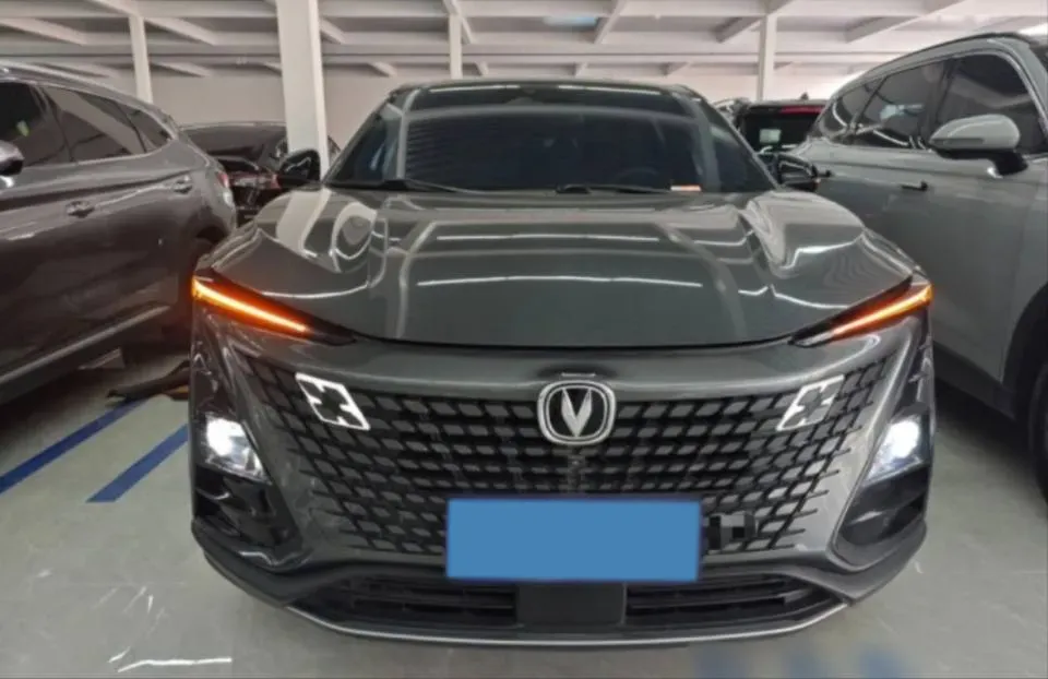 2022 ChangAn UNI-T 1.5T 188HP L4 7DCT,autocango,china used car exporter,china ev exporter,chinese used car exporter,chinese used ev exporter