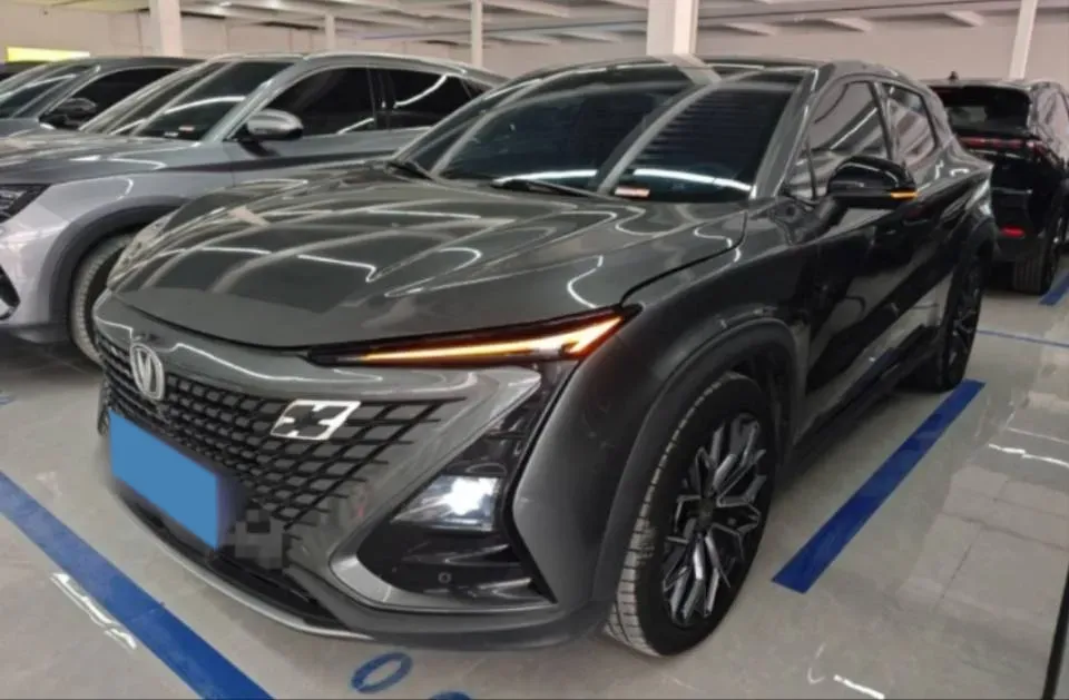 2022 ChangAn UNI-T 1.5T 188HP L4 7DCT,autocango,china used car exporter,china ev exporter,chinese used car exporter,chinese used ev exporter