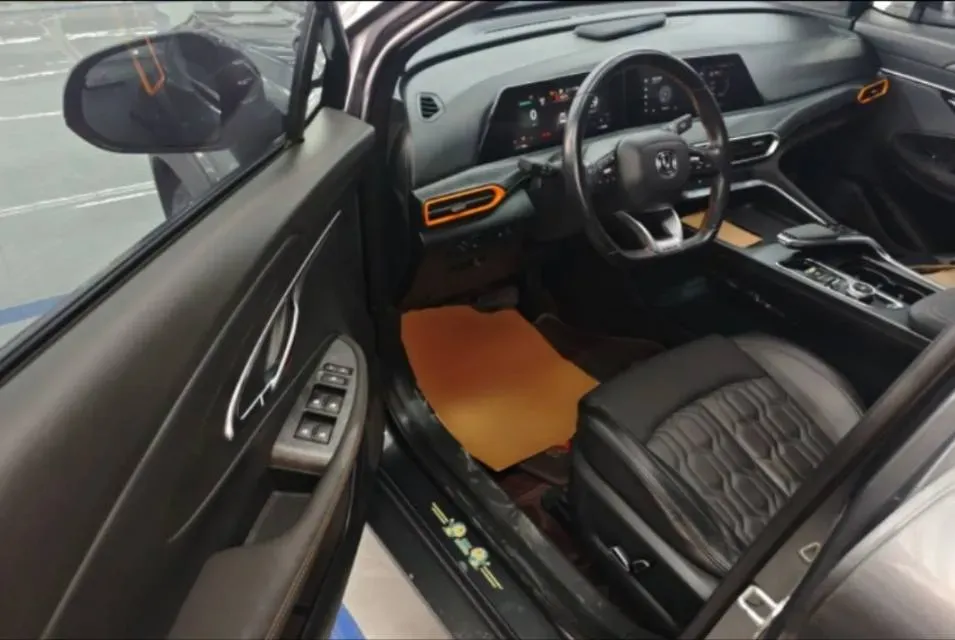 2022 ChangAn UNI-T 1.5T 188HP L4 7DCT,autocango,china used car exporter,china ev exporter,chinese used car exporter,chinese used ev exporter