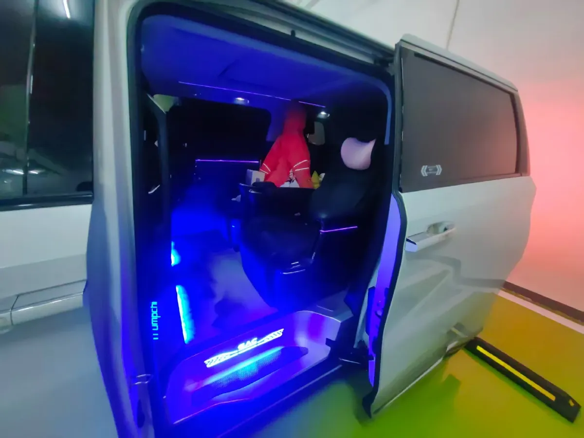 2024 GAC Trumpchi M8 2.0T 252HP L4 8AT,autocango,china used car exporter,china ev exporter,chinese used car exporter,chinese used ev exporter