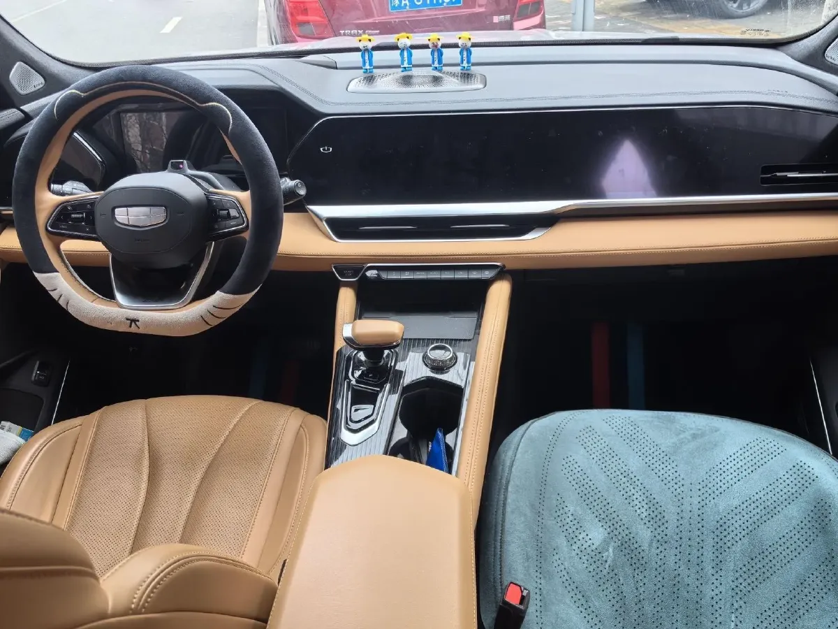 2024 Geely Monjaro 1.5T 163HP L4 3DHT Hybrid,autocango,china used car exporter,china ev exporter,chinese used car exporter,chinese used ev exporter