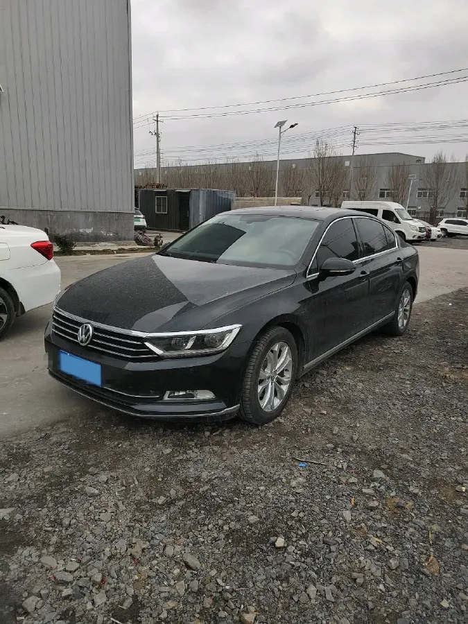 2019 Volkswagen Magotan 2.0T 186HP L4 7DCT,autocango,china used car exporter,china ev exporter,chinese used car exporter,chinese used ev exporter