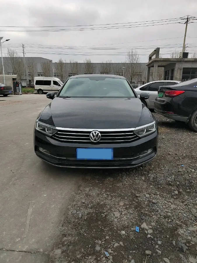 2019 Volkswagen Magotan 2.0T 186HP L4 7DCT,autocango,china used car exporter,china ev exporter,chinese used car exporter,chinese used ev exporter