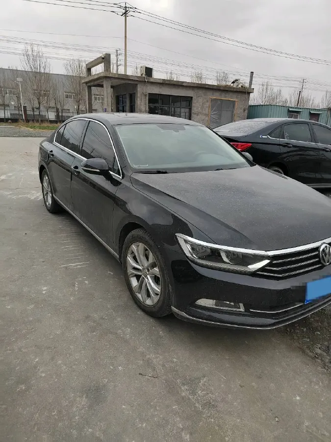 2019 Volkswagen Magotan 2.0T 186HP L4 7DCT,autocango,china used car exporter,china ev exporter,chinese used car exporter,chinese used ev exporter