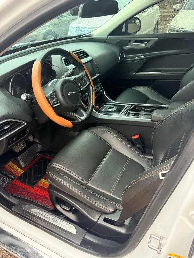 2019 HongQi H7 2.0T 204HP L4 6AT,autocango,china used car exporter,china ev exporter,chinese used car exporter,chinese used ev exporter