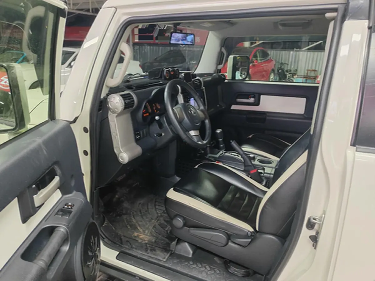 2017 Land Rover Range Rover Evoque 2.0T 241HP L4 9AT,autocango,china used car exporter,china ev exporter,chinese used car exporter,chinese used ev exporter