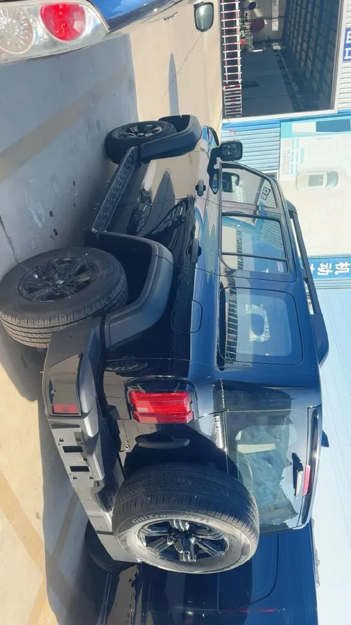 2025 Tank 300 2.0T 227HP L4 9AT,autocango,china used car exporter,china ev exporter,chinese used car exporter,chinese used ev exporter